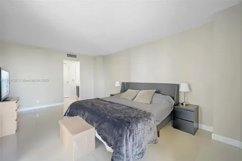 20335 W Country Club Drive Aventura FL 33180