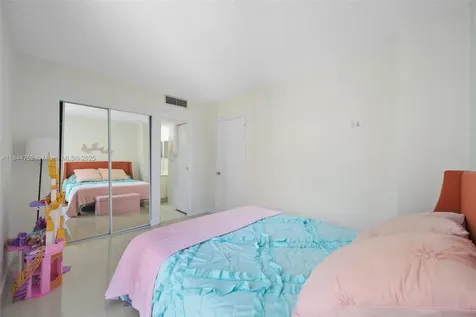 20335 W Country Club Drive Aventura FL 33180