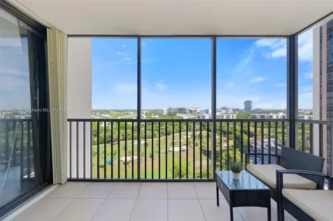 20335 W Country Club Drive Aventura FL 33180
