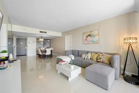 20335 W Country Club Drive Aventura FL 33180