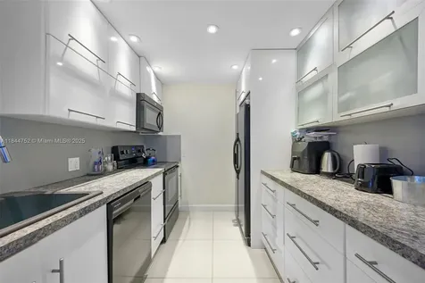 20335 W Country Club Drive Aventura FL 33180