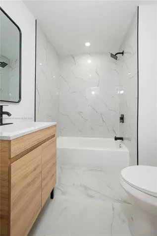 2479 NW 26th Street Miami FL 33142
