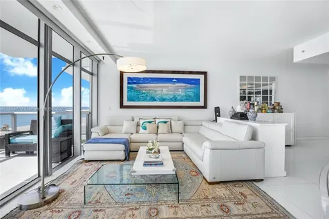 3737 Collins Avenue Miami Beach FL 33140