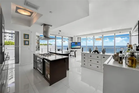 3737 Collins Avenue Miami Beach FL 33140