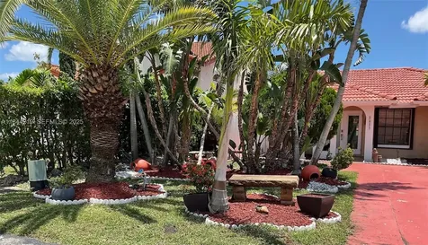 8453 NW 189 Street Road Hialeah FL 33015