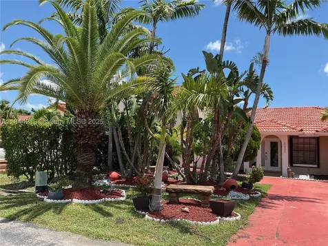 8453 NW 189 Street Road Hialeah FL 33015