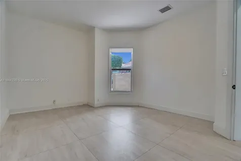 3757 NE 208th Terrace Aventura FL 33180