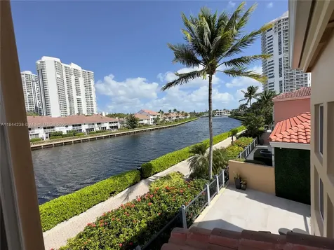 3757 NE 208th Terrace Aventura FL 33180