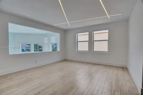 3757 NE 208th Terrace Aventura FL 33180