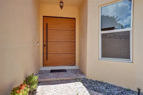 3757 NE 208th Terrace Aventura FL 33180