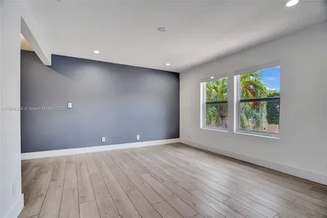 3757 NE 208th Terrace Aventura FL 33180