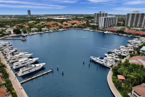 3757 NE 208th Terrace Aventura FL 33180