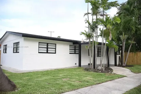 3955 SW 69th Avenue Miami FL 33155