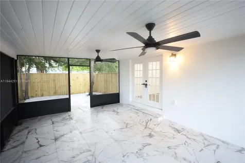 3955 SW 69th Avenue Miami FL 33155