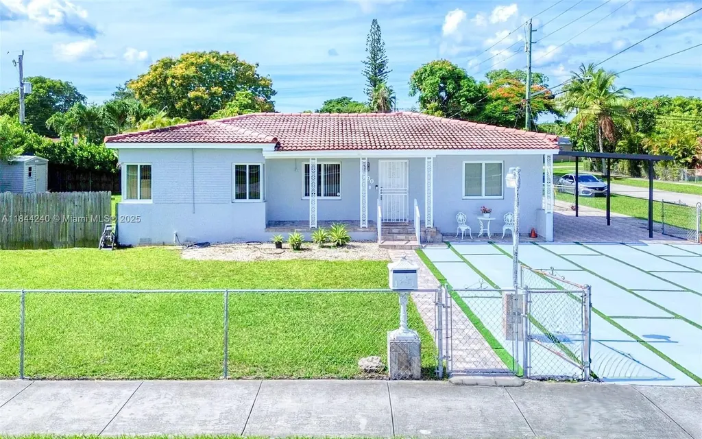 6290 SW 37th Street Miami FL 33155