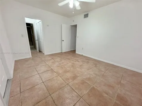 7536 Cutlass Avenue North Bay Village FL 33141