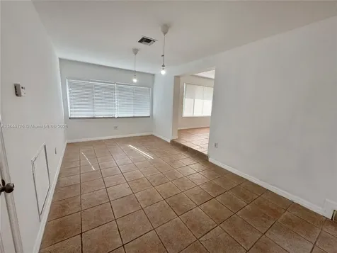 7536 Cutlass Avenue North Bay Village FL 33141