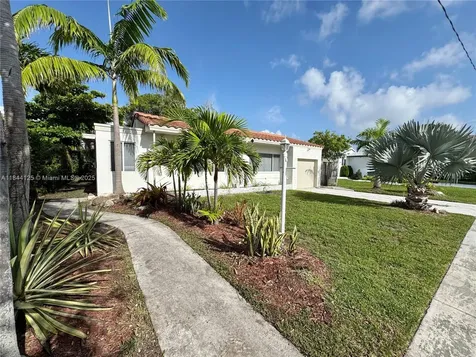 7536 Cutlass Avenue North Bay Village FL 33141