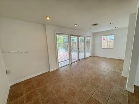 7536 Cutlass Avenue North Bay Village FL 33141