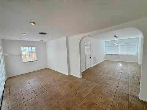 7536 Cutlass Avenue North Bay Village FL 33141