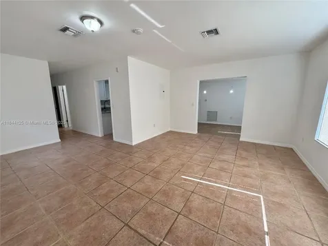 7536 Cutlass Avenue North Bay Village FL 33141