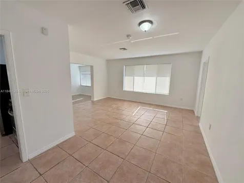 7536 Cutlass Avenue North Bay Village FL 33141