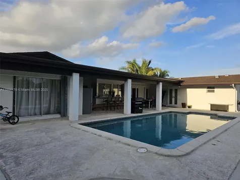 18604 SW 293rd Terrace Homestead FL 33030