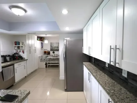9170 NW 24th Place Sunrise FL 33322