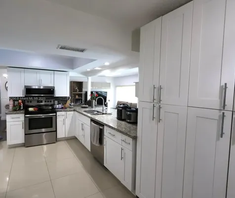 9170 NW 24th Place Sunrise FL 33322