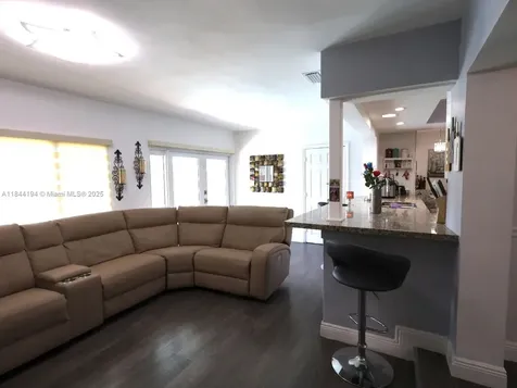 9170 NW 24th Place Sunrise FL 33322