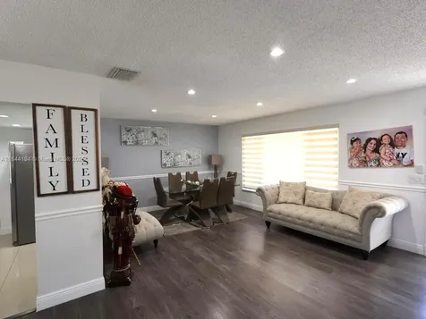 9170 NW 24th Place Sunrise FL 33322