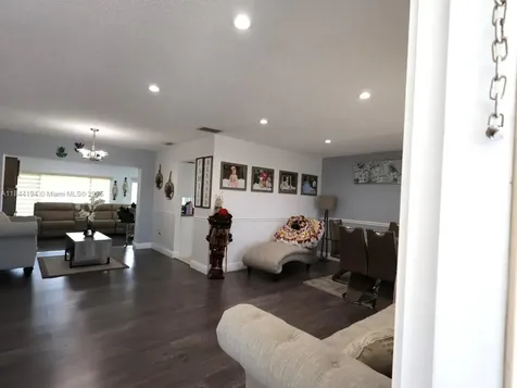 9170 NW 24th Place Sunrise FL 33322