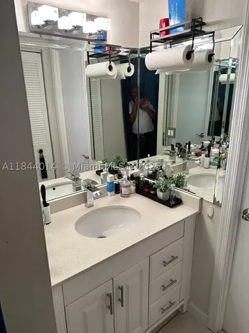 9410 Poinciana Place Davie FL 33324