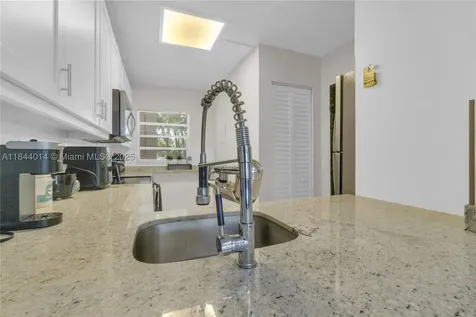9410 Poinciana Place Davie FL 33324
