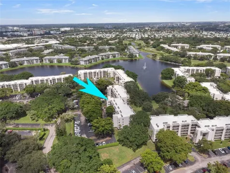 9410 Poinciana Place Davie FL 33324