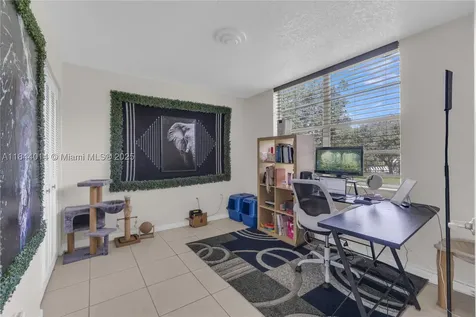 9410 Poinciana Place Davie FL 33324