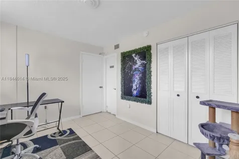9410 Poinciana Place Davie FL 33324