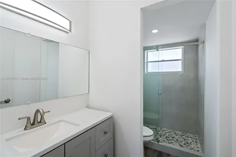445 NE 195th Street Miami FL 33179