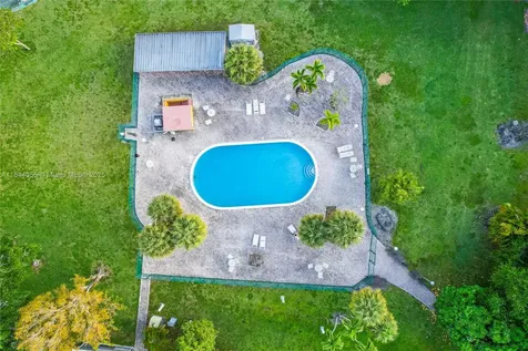 445 NE 195th Street Miami FL 33179