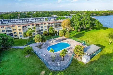 445 NE 195th Street Miami FL 33179