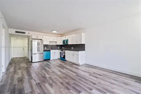 445 NE 195th Street Miami FL 33179