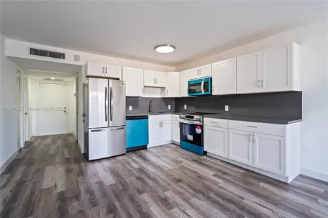 445 NE 195th Street Miami FL 33179
