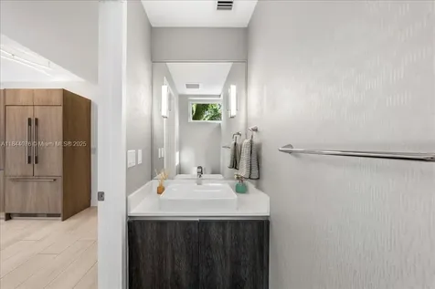 455 NE 39th Street Miami FL 33137