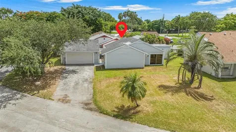 1312 N Quetzal Court Homestead FL 33035