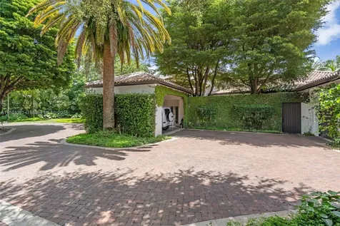 7320 SW 79th Court Miami FL 33143