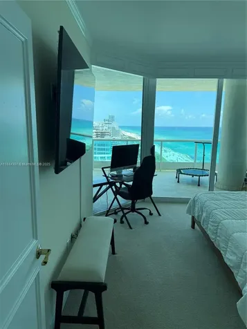 5025 Collins Avenue Miami Beach FL 33140