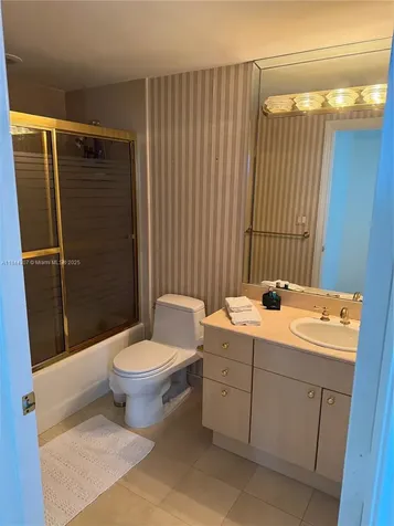 5025 Collins Avenue Miami Beach FL 33140