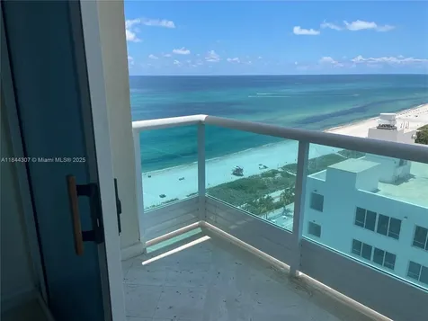 5025 Collins Avenue Miami Beach FL 33140