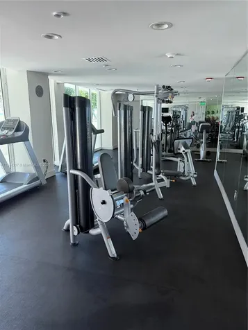 5025 Collins Avenue Miami Beach FL 33140