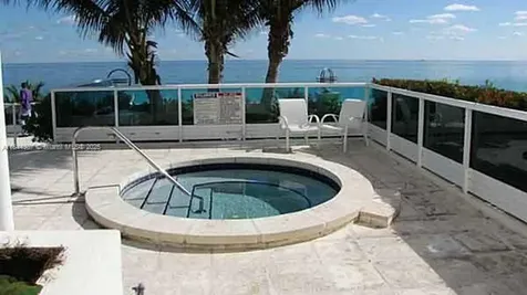5025 Collins Avenue Miami Beach FL 33140